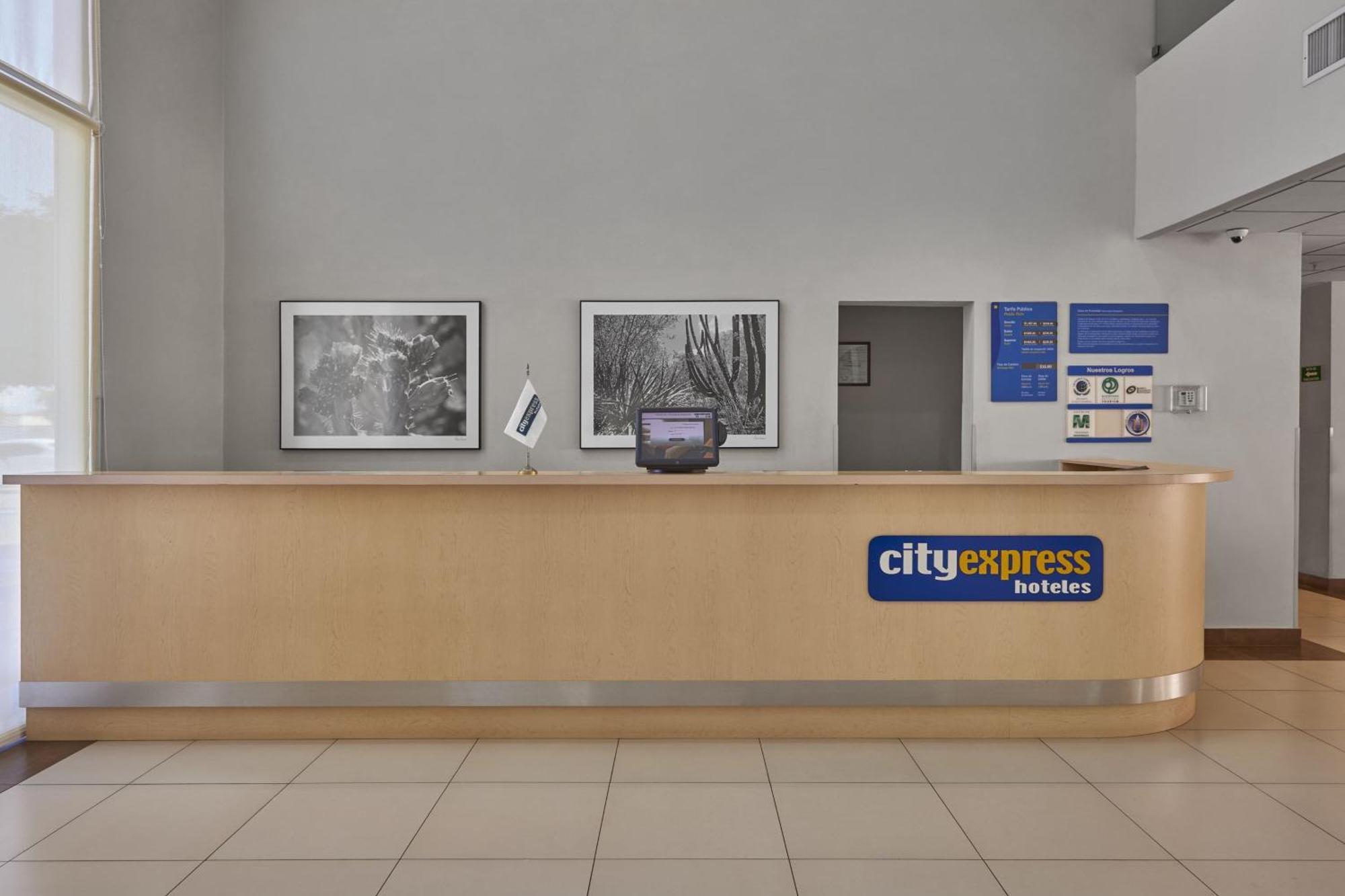 City Express By Marriott Ciudad Obregón מראה חיצוני תמונה