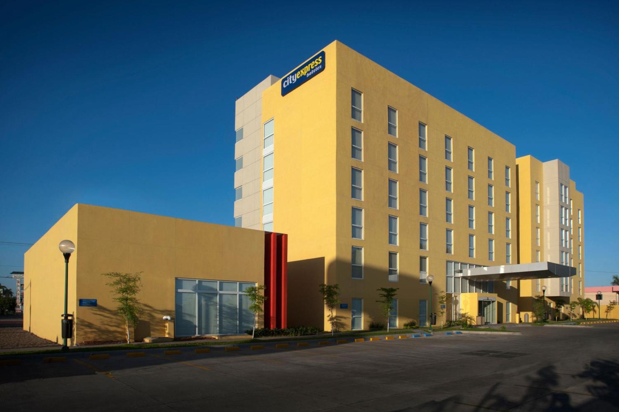 City Express By Marriott Ciudad Obregón מראה חיצוני תמונה