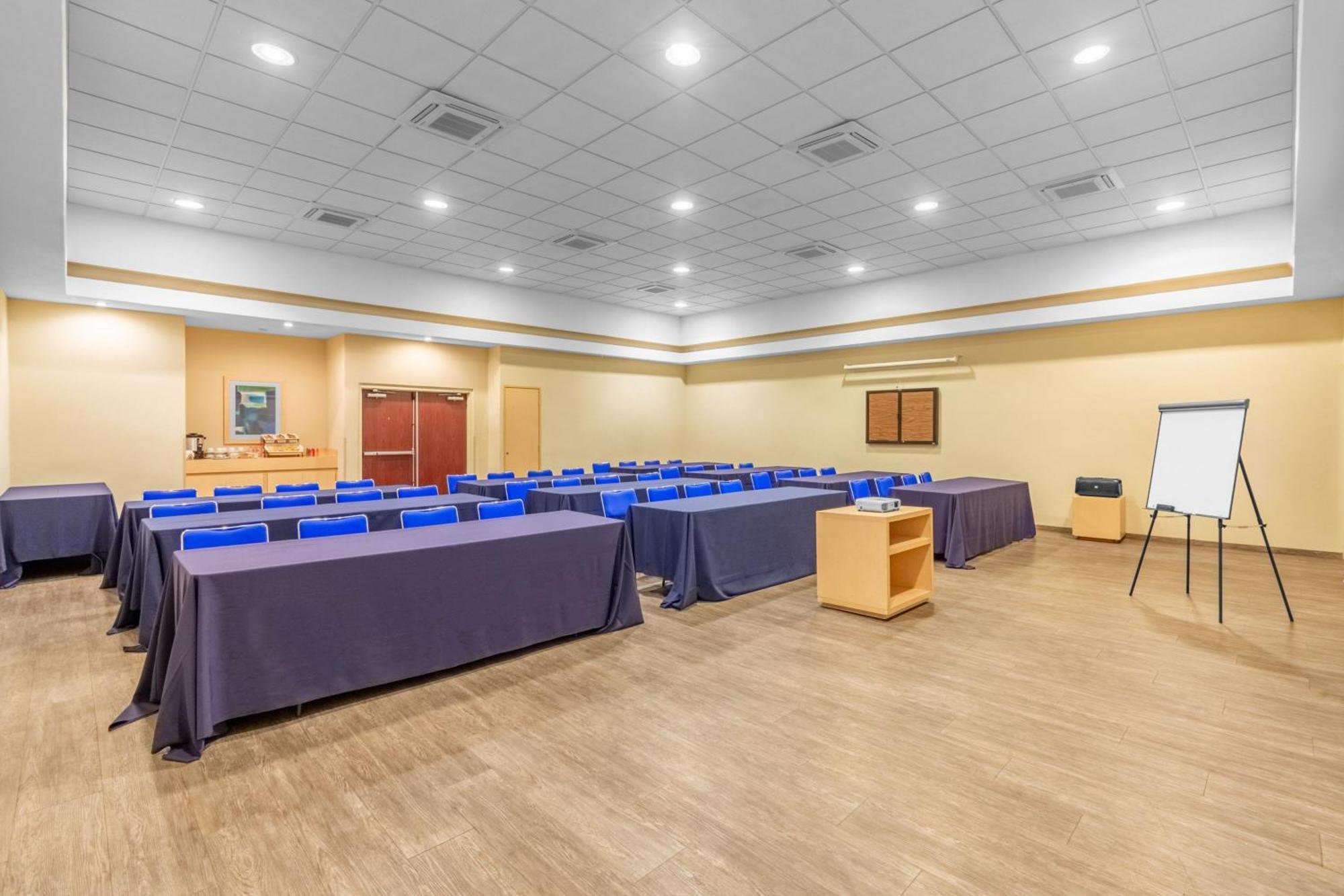 City Express By Marriott Ciudad Obregón מראה חיצוני תמונה